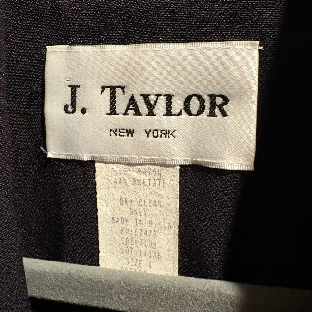 Vintage Early 90’s NWT J Taylor Dress - Size 4 Petite - Picture 2 of 6